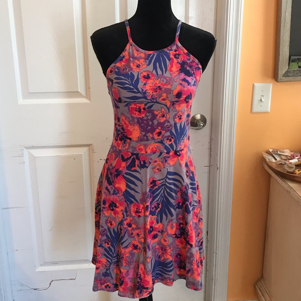 💘Beautiful Pink & Purple Floral Dress👗🌺